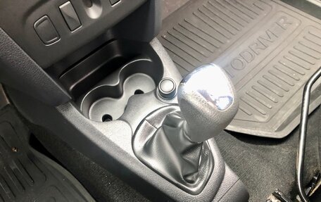 Renault Logan II, 2015 год, 729 000 рублей, 14 фотография