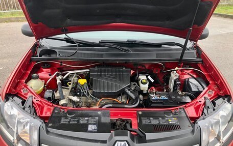 Renault Logan II, 2015 год, 729 000 рублей, 21 фотография