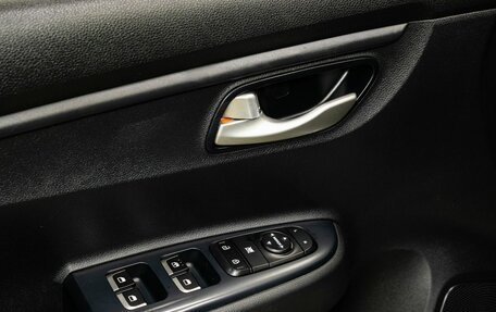 KIA Rio IV, 2018 год, 1 400 000 рублей, 26 фотография