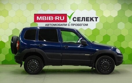 Chevrolet Niva I рестайлинг, 2017 год, 760 000 рублей, 8 фотография