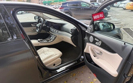 Mercedes-Benz E-Класс, 2020 год, 3 810 000 рублей, 5 фотография