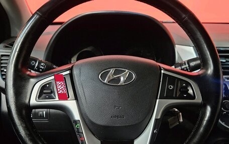 Hyundai Solaris II рестайлинг, 2015 год, 997 000 рублей, 11 фотография