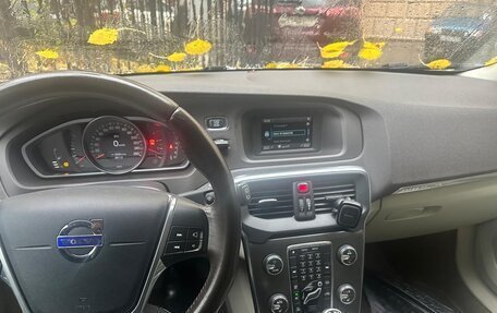 Volvo V40 II рестайлинг, 2014 год, 1 700 000 рублей, 4 фотография