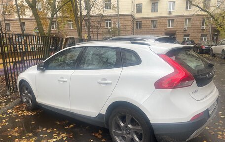 Volvo V40 II рестайлинг, 2014 год, 1 700 000 рублей, 2 фотография