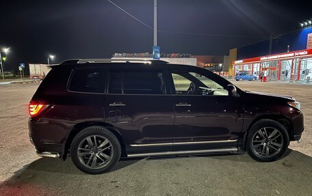 Toyota Highlander III, 2012 год, 2 990 000 рублей, 3 фотография