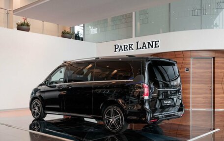 Mercedes-Benz V-Класс, 2025 год, 14 150 000 рублей, 2 фотография