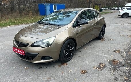 Opel Astra J, 2013 год, 970 000 рублей, 1 фотография