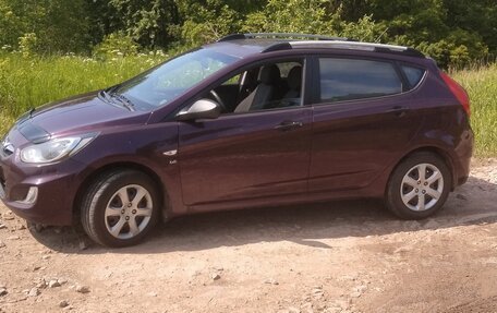 Hyundai Solaris II рестайлинг, 2012 год, 650 000 рублей, 2 фотография