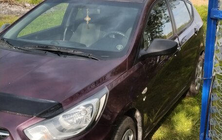 Hyundai Solaris II рестайлинг, 2012 год, 650 000 рублей, 8 фотография