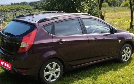 Hyundai Solaris II рестайлинг, 2012 год, 650 000 рублей, 4 фотография