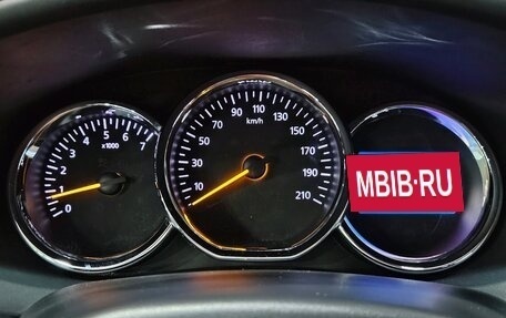 Renault Sandero II рестайлинг, 2016 год, 915 000 рублей, 10 фотография