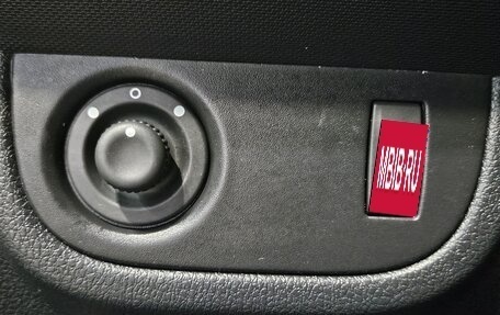 Renault Sandero II рестайлинг, 2016 год, 915 000 рублей, 16 фотография