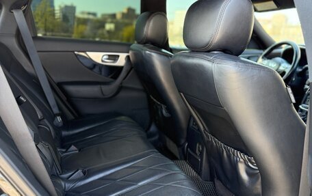 Infiniti FX II, 2011 год, 2 250 000 рублей, 9 фотография