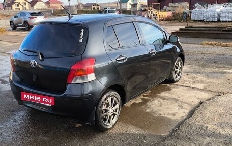 Toyota Vitz, 2010 год, 650 000 рублей, 3 фотография