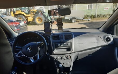 Renault Logan II, 2020 год, 400 000 рублей, 8 фотография