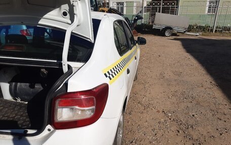 Renault Logan II, 2020 год, 400 000 рублей, 13 фотография