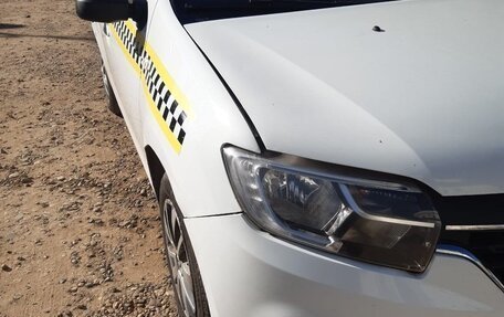 Renault Logan II, 2020 год, 400 000 рублей, 18 фотография