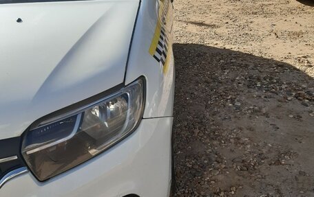 Renault Logan II, 2020 год, 400 000 рублей, 17 фотография