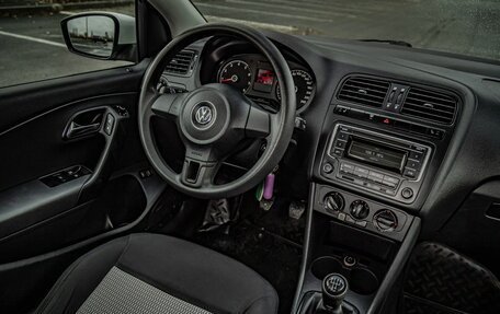 Volkswagen Polo VI (EU Market), 2012 год, 680 000 рублей, 19 фотография