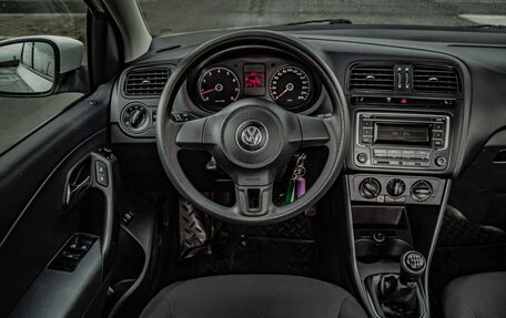 Volkswagen Polo VI (EU Market), 2012 год, 680 000 рублей, 14 фотография