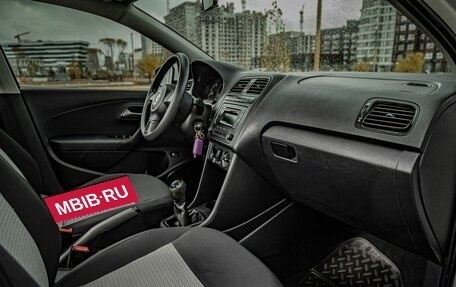 Volkswagen Polo VI (EU Market), 2012 год, 680 000 рублей, 22 фотография