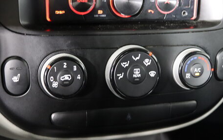 KIA Soul II рестайлинг, 2014 год, 999 990 рублей, 19 фотография