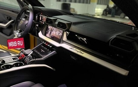 Lamborghini Urus I, 2025 год, 39 000 000 рублей, 17 фотография