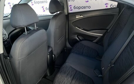 Hyundai Solaris II рестайлинг, 2015 год, 980 000 рублей, 13 фотография