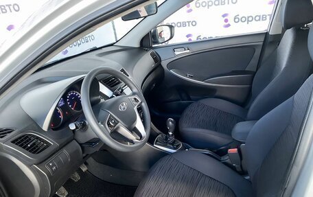 Hyundai Solaris II рестайлинг, 2015 год, 980 000 рублей, 12 фотография
