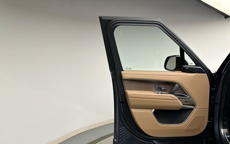 Land Rover Range Rover IV рестайлинг, 2025 год, 15 694 160 рублей, 11 фотография