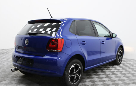 Volkswagen Polo VI (EU Market), 2011 год, 590 000 рублей, 2 фотография