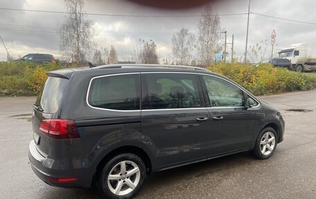 Volkswagen Sharan II, 2017 год, 2 350 000 рублей, 5 фотография