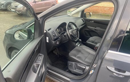 Volkswagen Sharan II, 2017 год, 2 350 000 рублей, 11 фотография