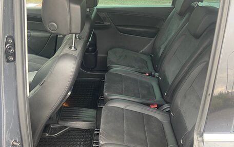 Volkswagen Sharan II, 2017 год, 2 350 000 рублей, 12 фотография