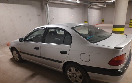 Toyota Avensis III рестайлинг, 1999 год, 398 000 рублей, 4 фотография