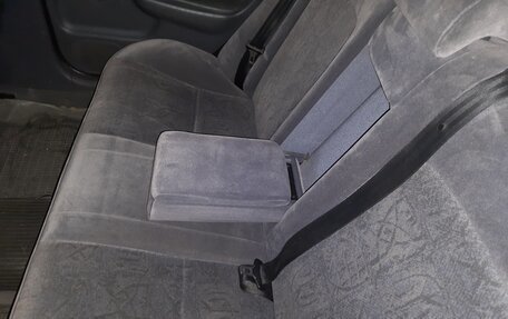 Toyota Avensis III рестайлинг, 1999 год, 398 000 рублей, 13 фотография