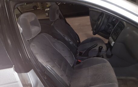 Toyota Avensis III рестайлинг, 1999 год, 398 000 рублей, 16 фотография