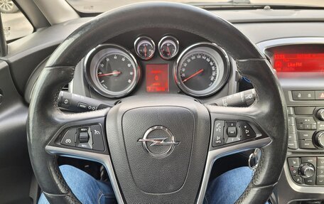 Opel Astra J, 2011 год, 800 000 рублей, 8 фотография