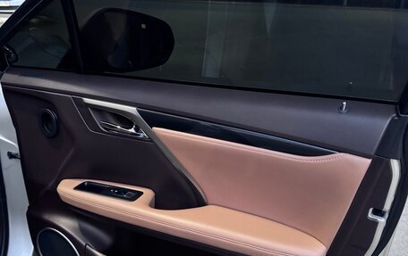 Lexus RX IV рестайлинг, 2018 год, 3 680 000 рублей, 13 фотография