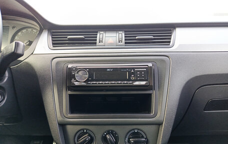 Skoda Rapid I, 2014 год, 820 000 рублей, 19 фотография