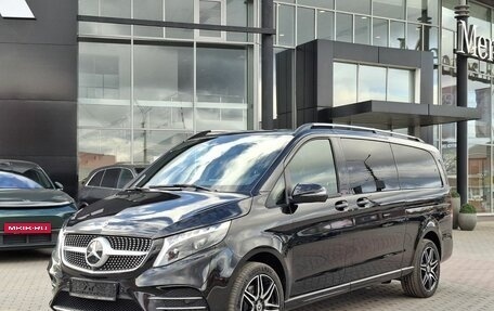 Mercedes-Benz V-Класс, 2023 год, 13 000 000 рублей, 3 фотография