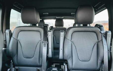 Mercedes-Benz V-Класс, 2023 год, 13 000 000 рублей, 10 фотография