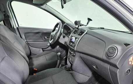 Renault Logan II, 2019 год, 790 000 рублей, 13 фотография