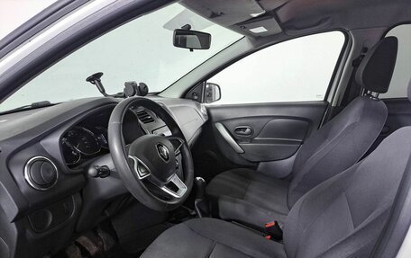 Renault Logan II, 2019 год, 790 000 рублей, 20 фотография