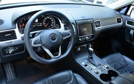 Volkswagen Touareg III, 2014 год, 2 680 000 рублей, 9 фотография