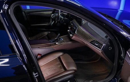 BMW 5 серия, 2019 год, 6 000 000 рублей, 13 фотография