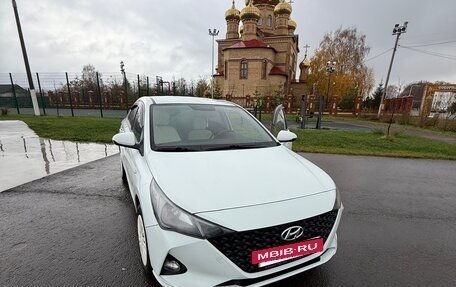Hyundai Solaris II рестайлинг, 2020 год, 1 320 000 рублей, 2 фотография