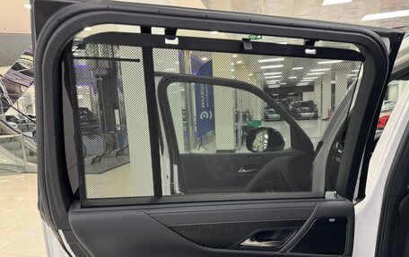 Lexus LX, 2025 год, 22 000 000 рублей, 16 фотография