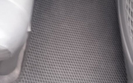 Toyota Land Cruiser 200, 2008 год, 2 700 000 рублей, 22 фотография