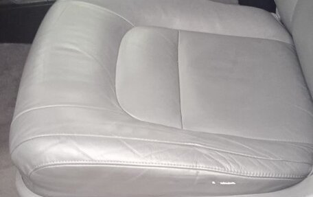 Toyota Land Cruiser 200, 2008 год, 2 700 000 рублей, 32 фотография